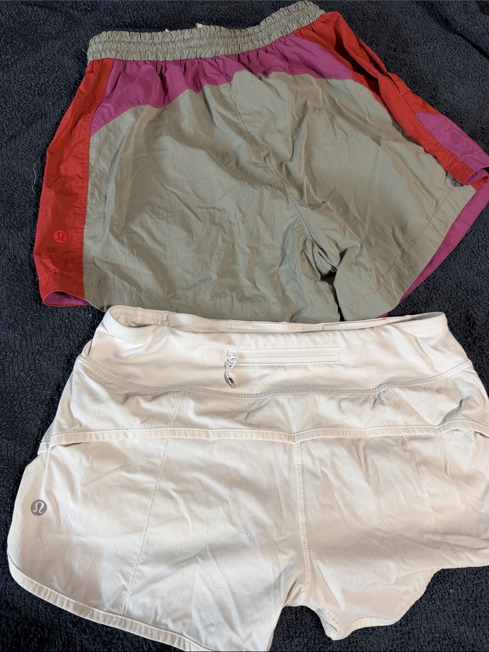 Lululemon shorts bundle of 3 size 4 - Picture 5 of 5